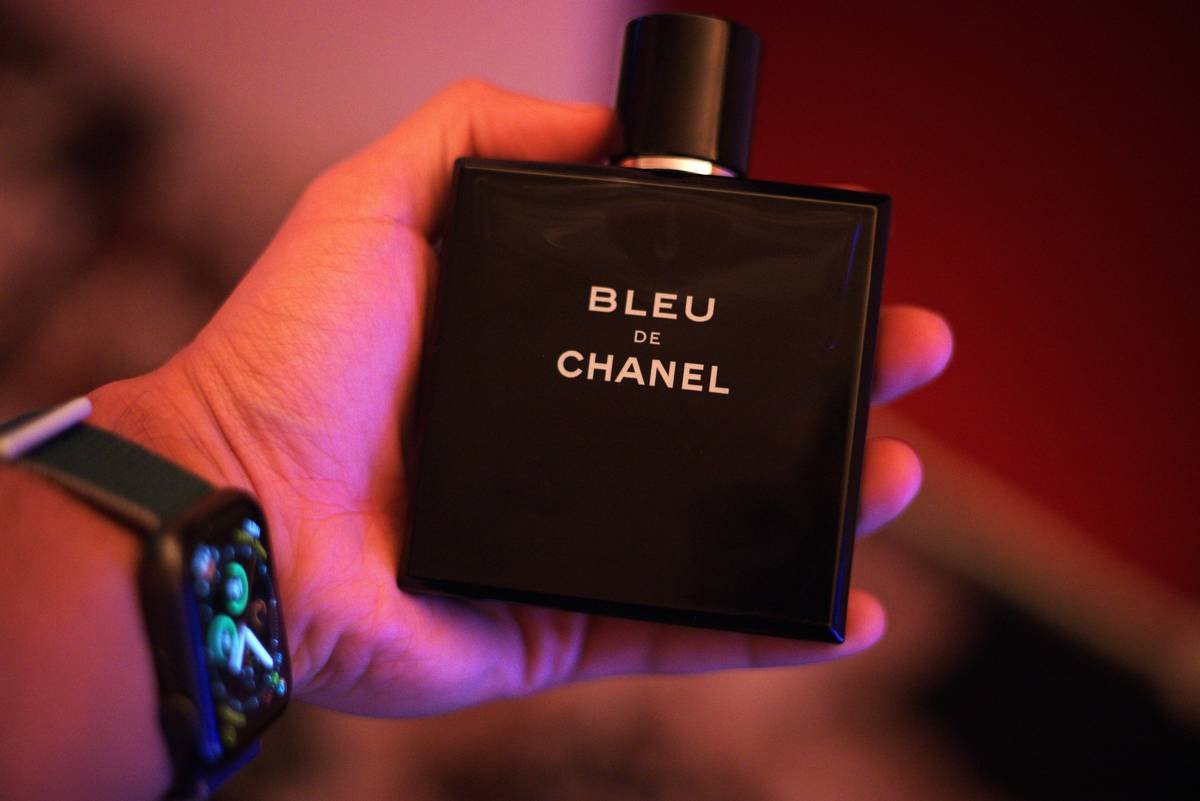 How Long Does Cologne Last For? The Truth Every Guy Needs to Know Before Buying