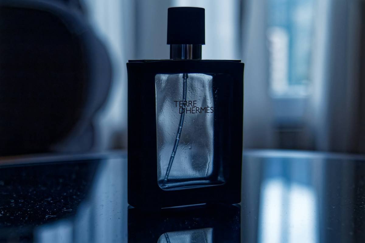 How Long Will 50ml Cologne Last? The Truth Most Brands Won’t Tell You